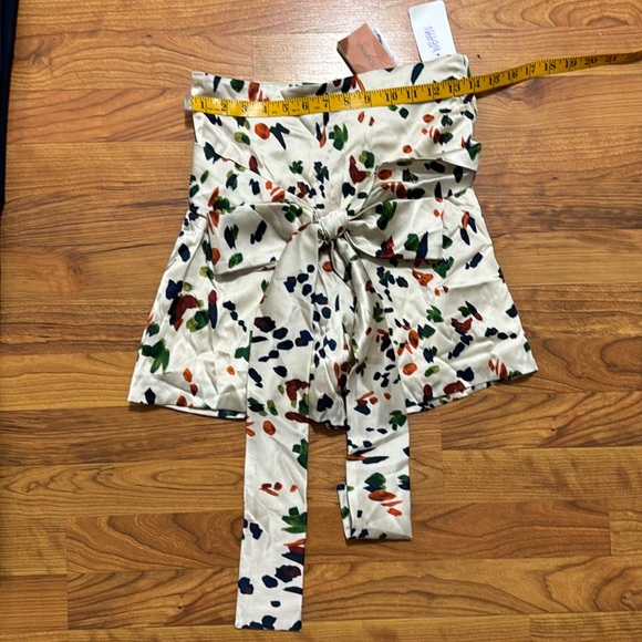 Silvia Tcherassi
watercolour-print silk shorts - Picture 7 of 7